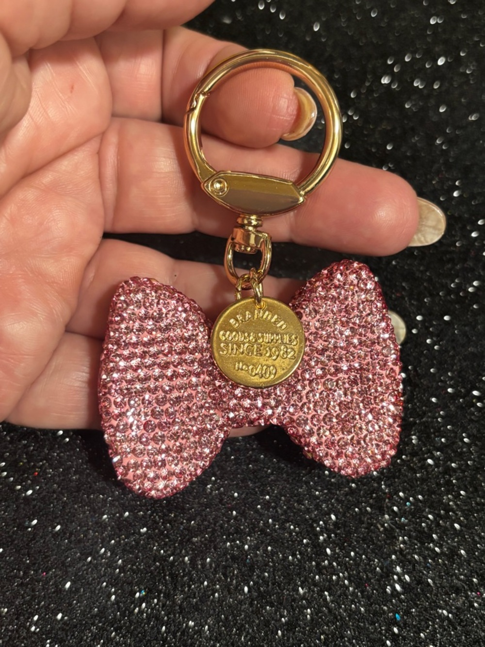 Pink Bow Keychain - Picture 3 of 3